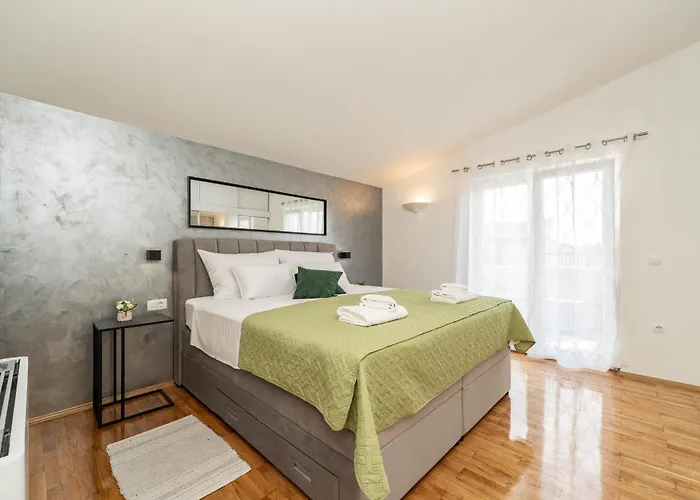 Апартаменты With Parking Space Privlaka, Zadar - 23472 Привлака