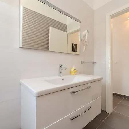 דירה With Parking Space Privlaka, Zadar - 23472 פריבלאקה